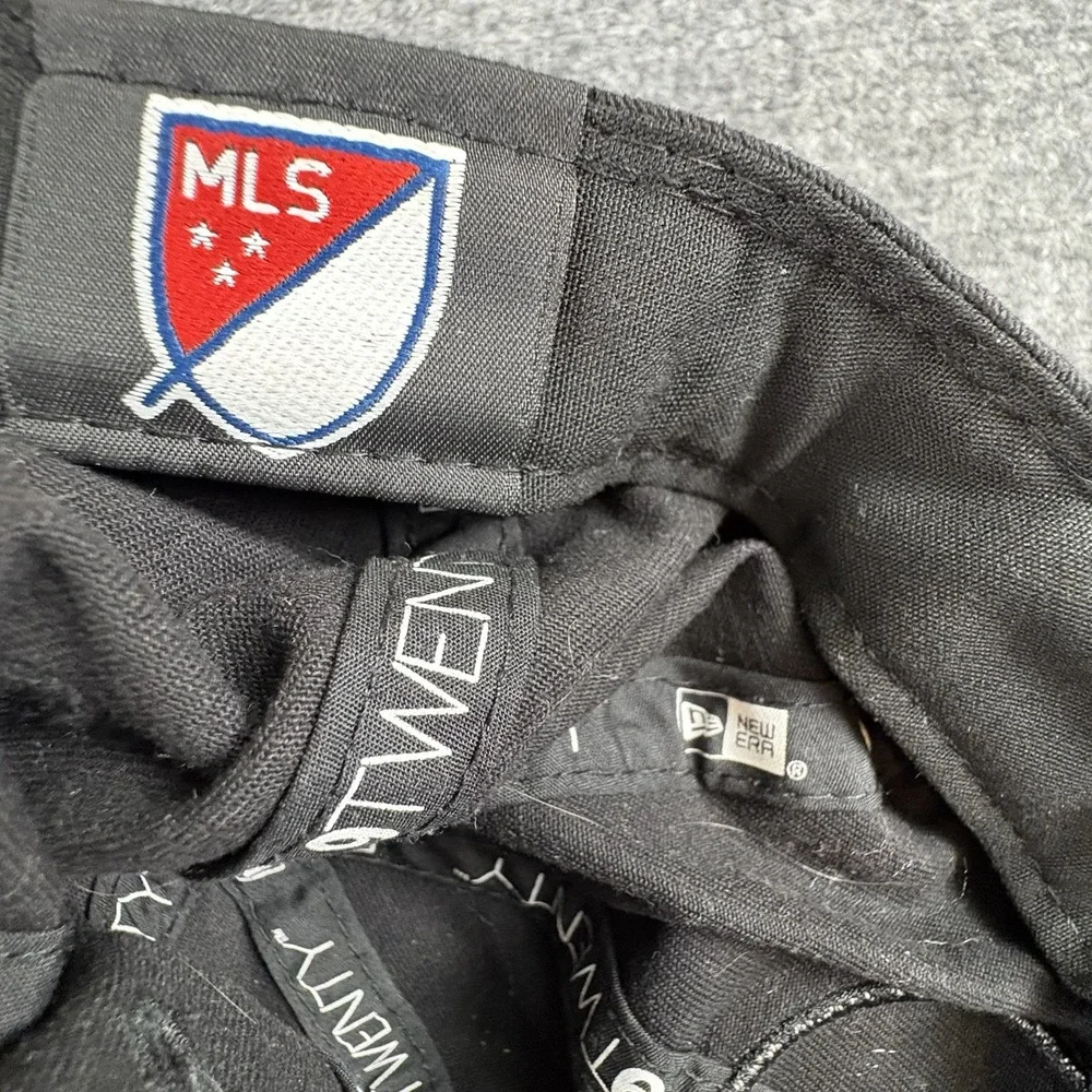 Charlotte FC New Era Hat & Ruffneck Scarf Set Black Blue MLS Soccer Adjustable